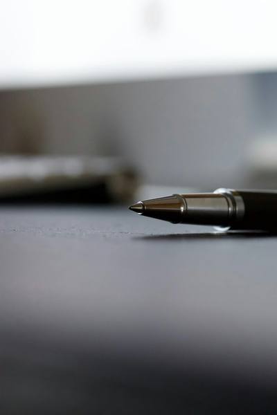 black click pen