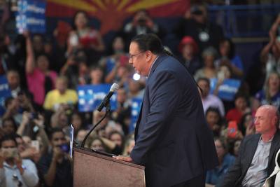 Governor Stephen Roe Lewis speaking with supporters of former Secretary of